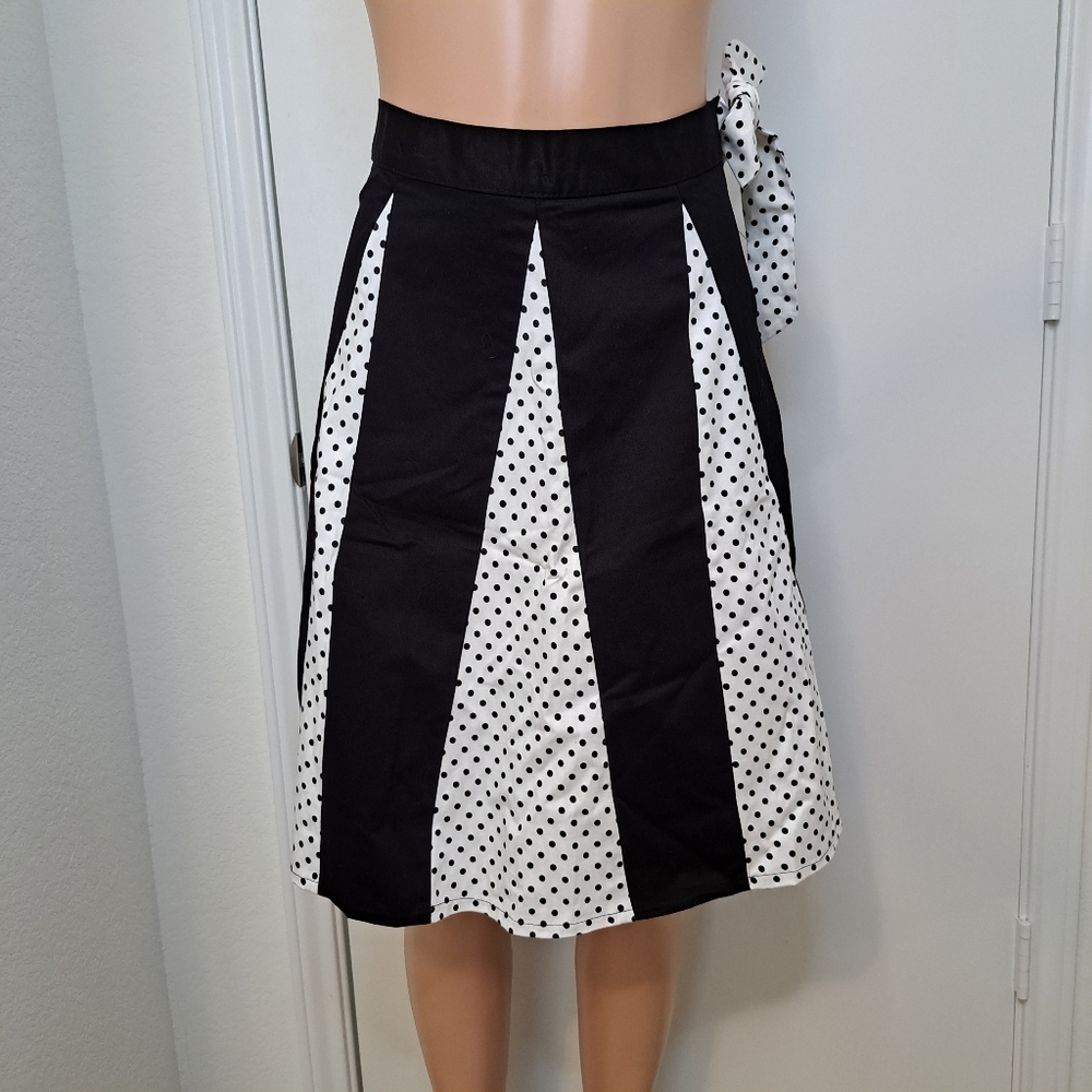 Dead Threads Rockabilly Skirt Goth Long A Line Polka Dot Black White Bow
